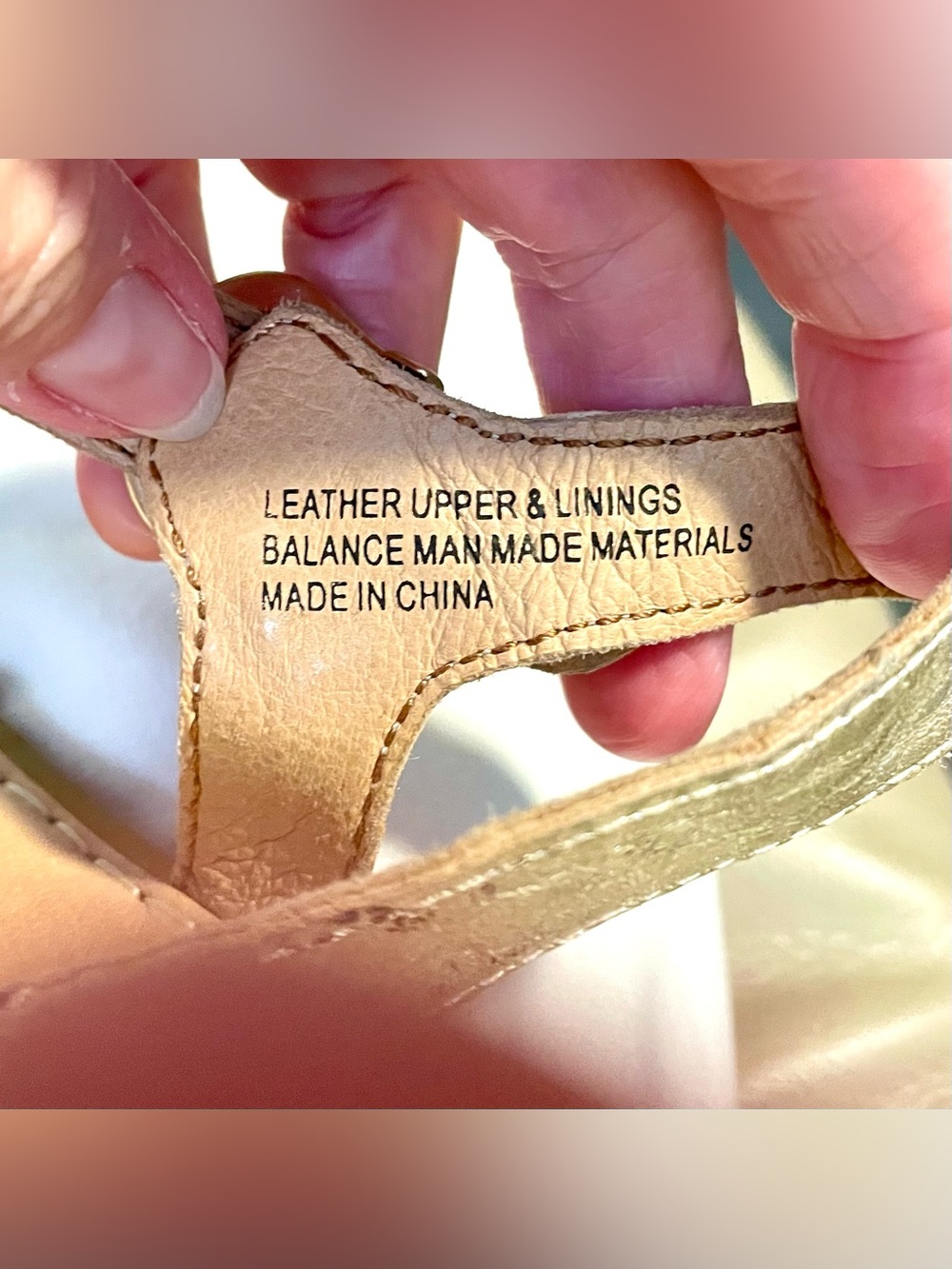 BORN Hand~Crafted Leather Beaded Thong Sandals - Women’s Size 9 - Gold -Comfort - Picture 9 of 9